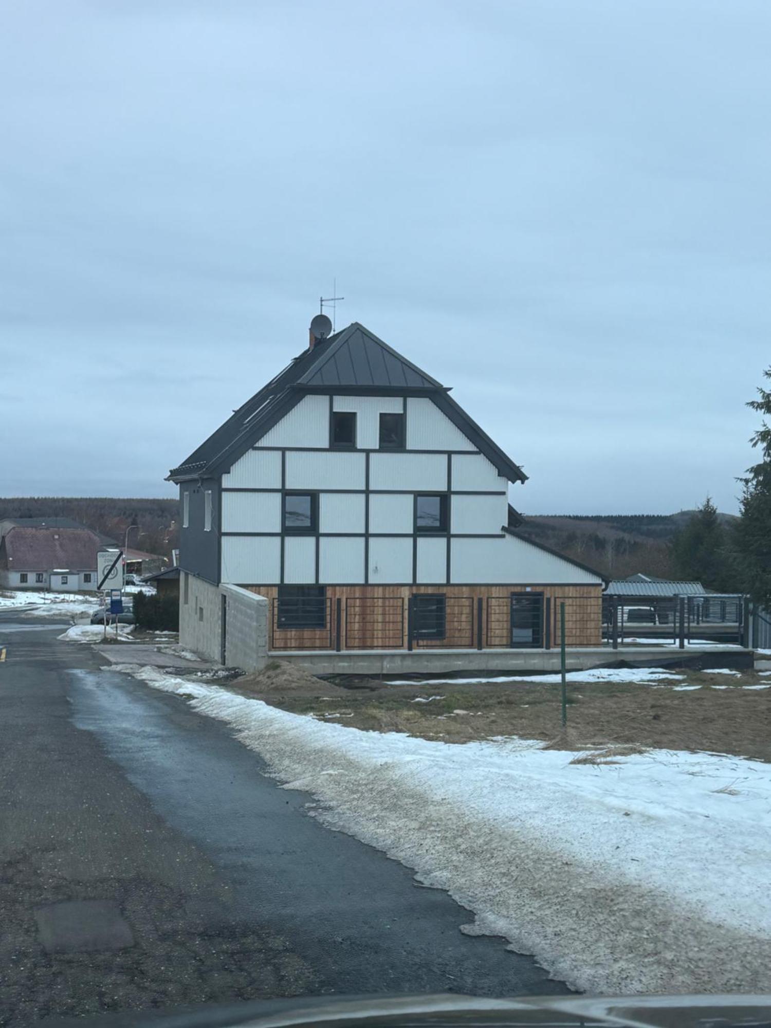 Penzion Stara Posta Dubí Exteriér fotografie